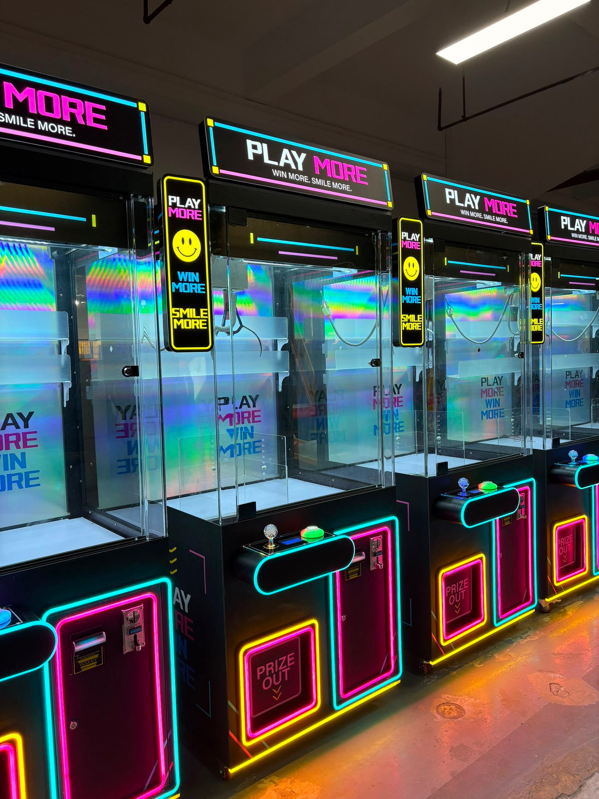 Play More™ 31" Claw Machine with Side Panel Sign and LED Cabinet Lights