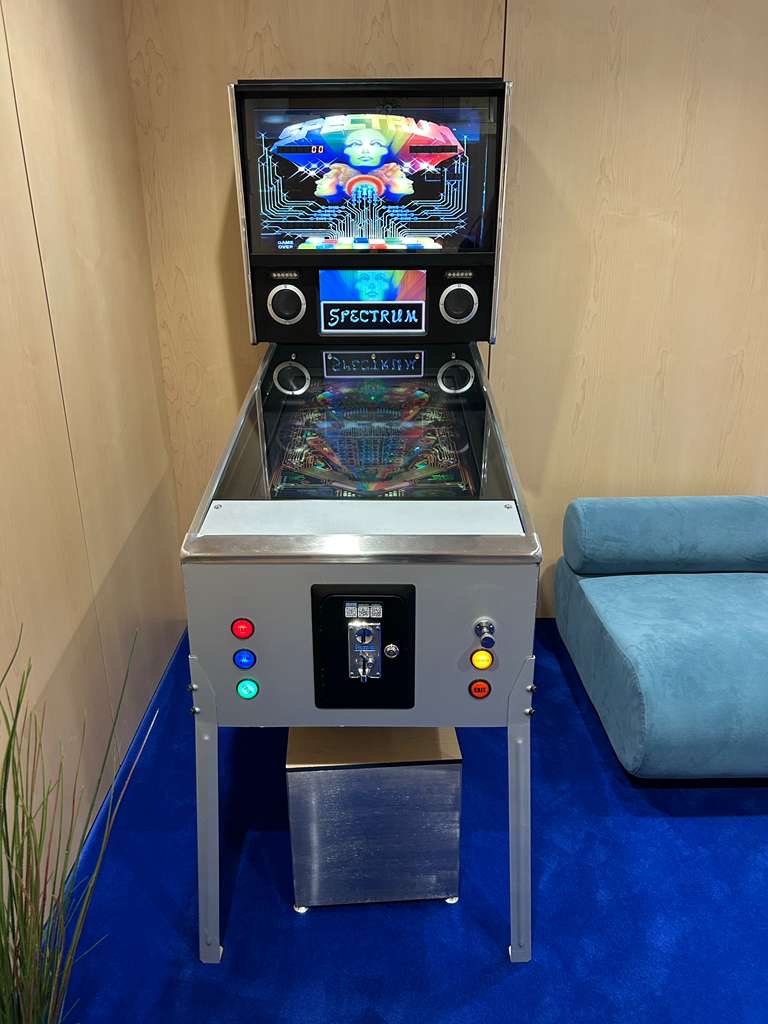 Meta Facebook: Custom Virtual Pinball